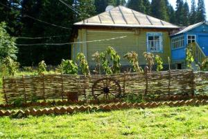Guest house Medvezhiy ugol, Cherepanovsky