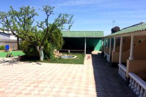 U Aleksa Guest house, Yevpatoriya