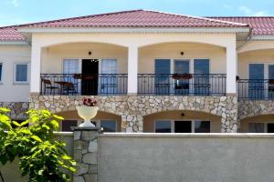 Villa Dolche Vita, Gudauta