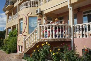 Alisiny Izbuski Guest house, Shtormove