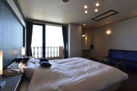 Luna Coast (Adult Only) - 19