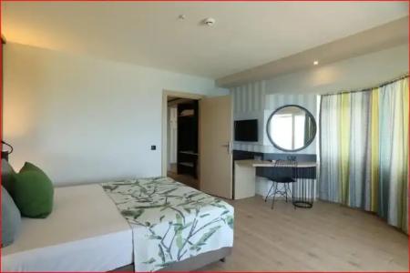 EOS Beach Resort - 3