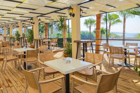 EOS Beach Resort - 29