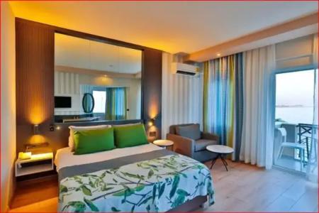 EOS Beach Resort - 2