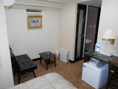 Nishikawaguchi Station Stay Lounge - 27
