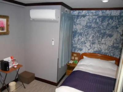 Nishikawaguchi Station Stay Lounge - 21