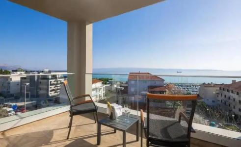 Ellure Luxury Suites - 28