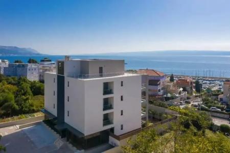 Ellure Luxury Suites - 12