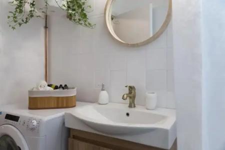 Absolute Athens II - 147