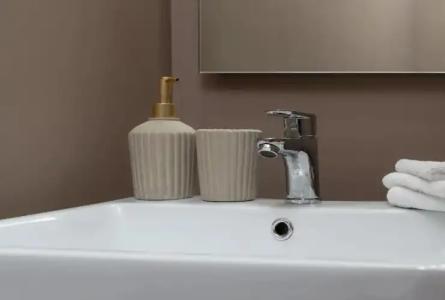 Absolute Athens II - 7