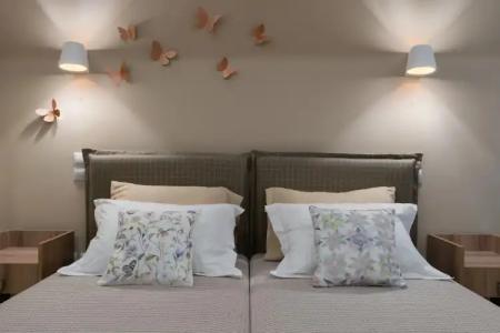 Absolute Athens II - 65