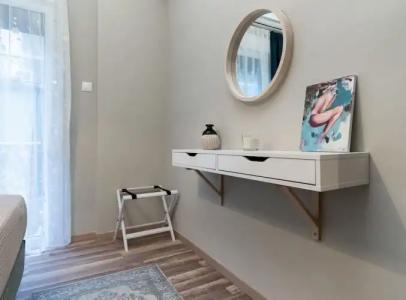 Absolute Athens II - 1