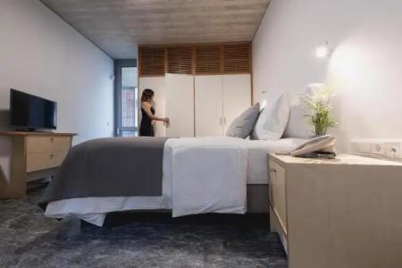 Athens BlueBuilding - 134