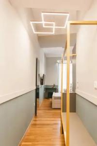 Step One | Luxury Suites Right in the Heart of Acropolis Next to Metro Station - 16