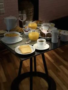 Step One | Luxury Suites Right in the Heart of Acropolis Next to Metro Station - 10