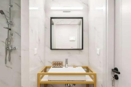 Step One | Luxury Suites Right in the Heart of Acropolis Next to Metro Station - 8