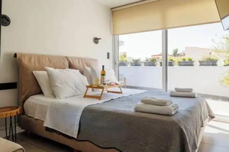 Step One | Luxury Suites Right in the Heart of Acropolis Next to Metro Station - 101