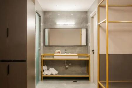 Step One | Luxury Suites Right in the Heart of Acropolis Next to Metro Station - 7