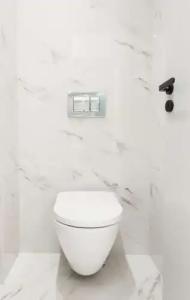 Step One | Luxury Suites Right in the Heart of Acropolis Next to Metro Station - 48