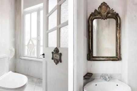 Step One | Luxury Suites Right in the Heart of Acropolis Next to Metro Station - 75