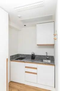 Septa Studios by Skg Apartments - 13