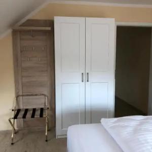 Select Suites & Aparts - 48