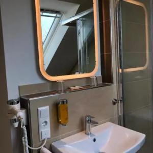 Select Suites & Aparts - 23