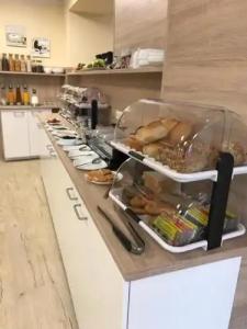 Select Suites & Aparts - 9