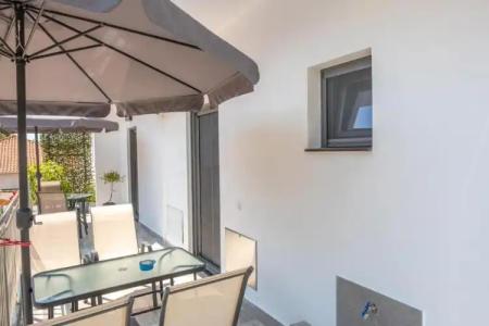 Serenity Luxe Suites - 24