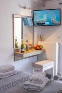 Serenity Luxe Suites - 6