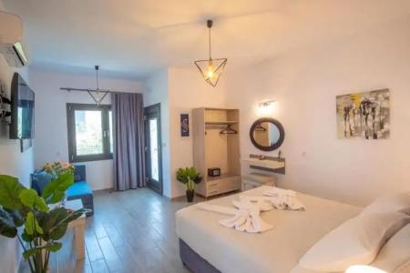 Serenity Luxe Suites - 37