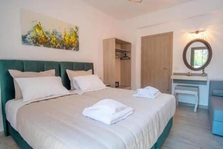 Serenity Luxe Suites - 19