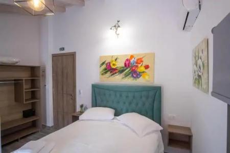 Serenity Luxe Suites - 25