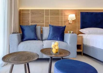 On the Wave Studios - 105