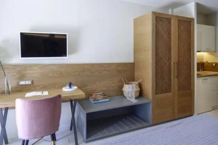 On the Wave Studios - 31