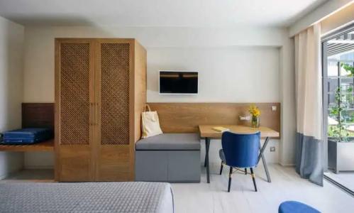 On the Wave Studios - 98