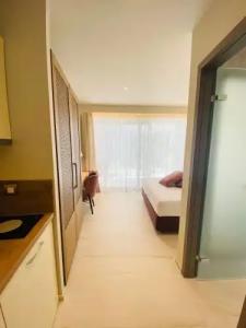 On the Wave Studios - 116