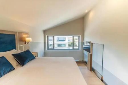 On the Wave Studios - 204