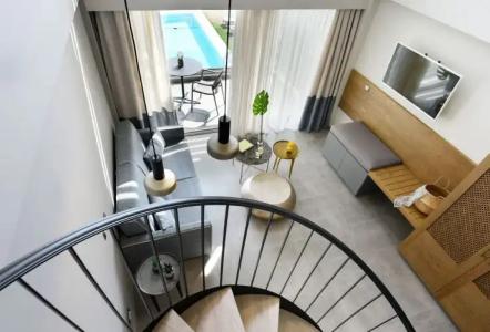 On the Wave Studios - 169