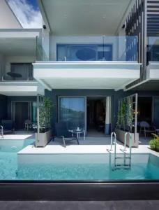 On the Wave Studios - 84