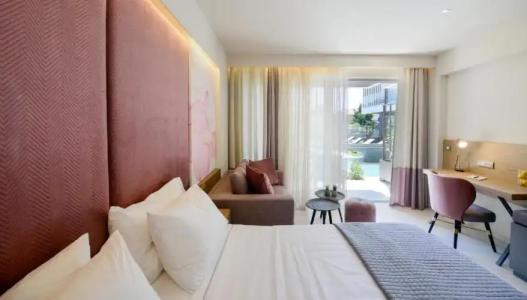 On the Wave Studios - 150