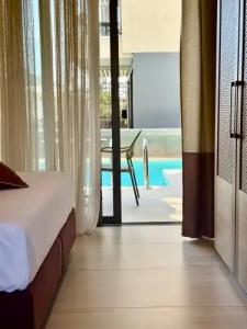 On the Wave Studios - 85