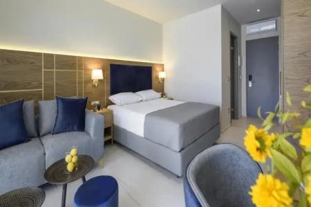 On the Wave Studios - 42