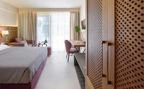 On the Wave Studios - 109