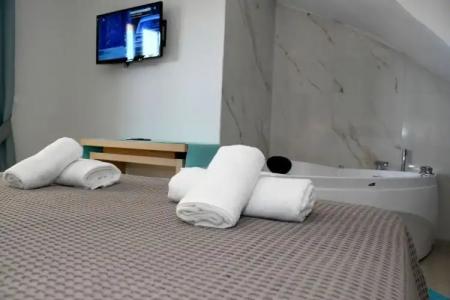 Theano Luxury Suites - 59