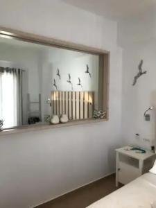 Elena Studios & Suites - 6