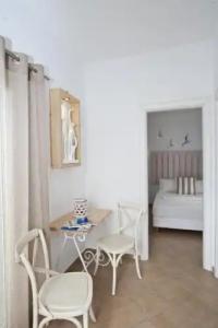 Elena Studios & Suites - 8