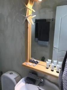 Elena Studios & Suites - 42