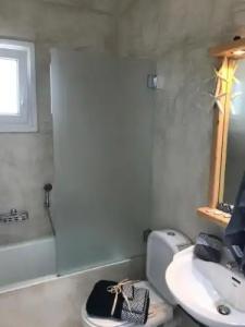 Elena Studios & Suites - 41