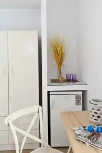 Elena Studios & Suites - 34